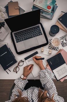Rahasia kesuksesan di balik blog terbaik di dunia yang menarik banyak pembaca dan menghasilkan keuntungan.