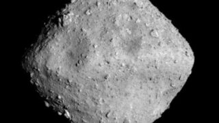 Penemuan penting dari asteroid Ryugu dalam studi astrobiologi